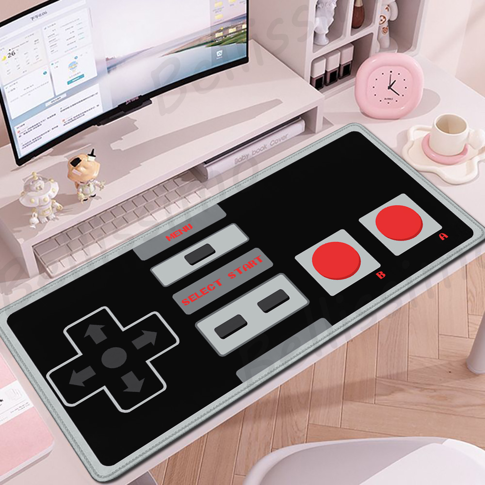 Retro Gaming Desk - Tappetino per mouse con controller di