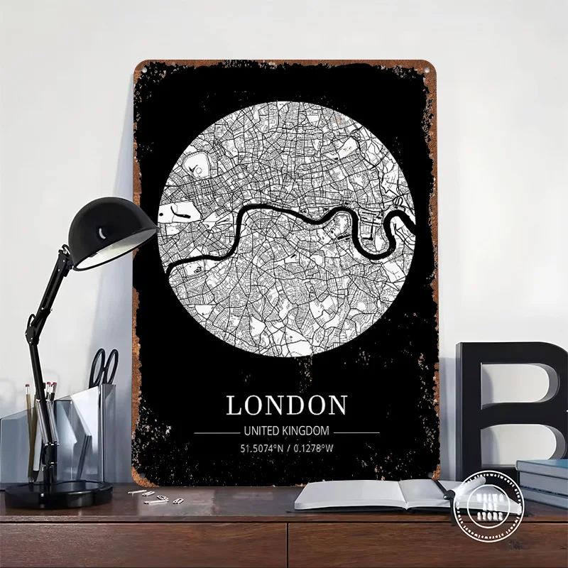 Targa in Latta con Mappa di Lo - Retro Gaming London recensione e prezzo